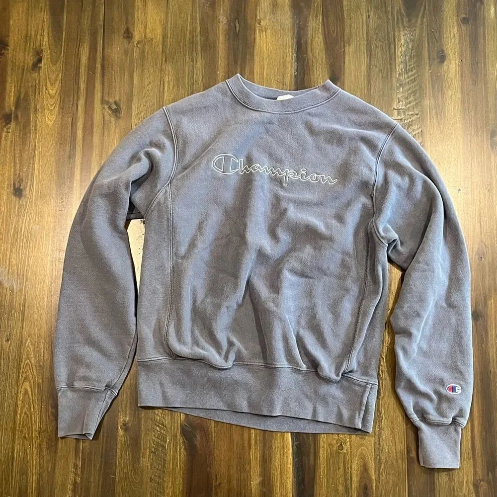 Champion Reverse Weave Gray Pullover Crew Neck Sweatshirt, Youth Size Small